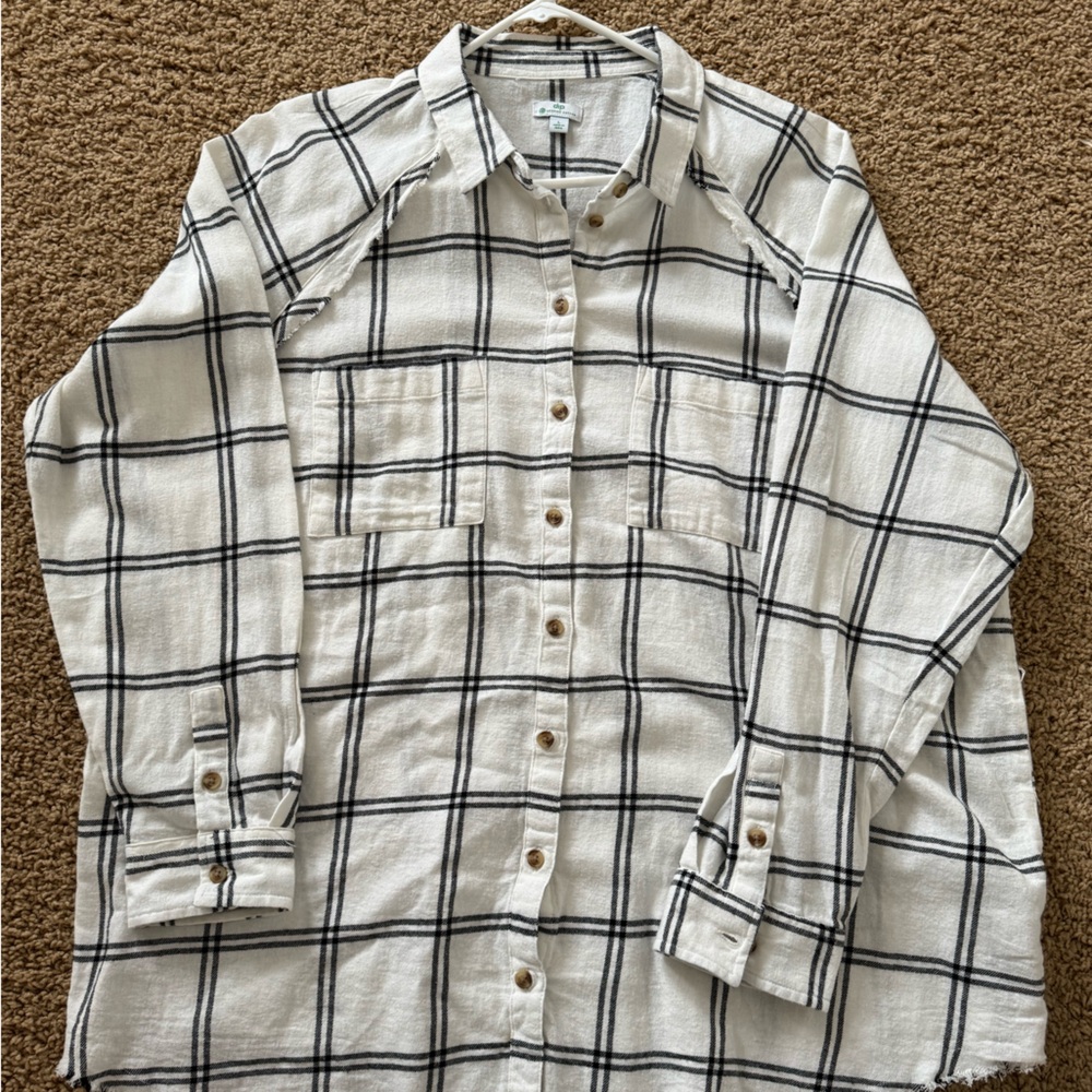 Women’s white and black flannel. Soft and oversized with raw edge detail.